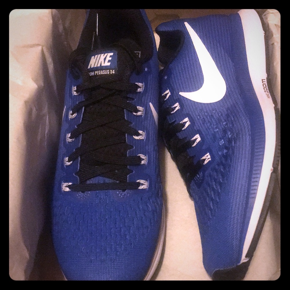 Nike women's shoes zoom Pegasus